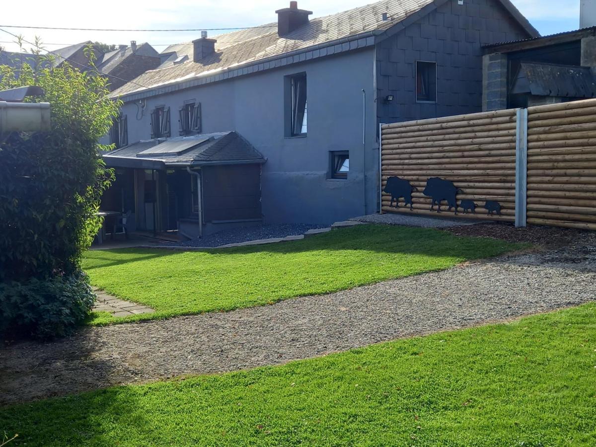 Le Sanglier Villa Bertogne Buitenkant foto